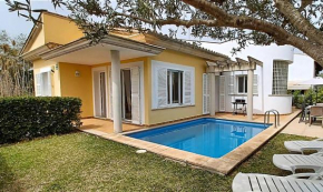 Villa Estel - Chalet mit Pool im Garten